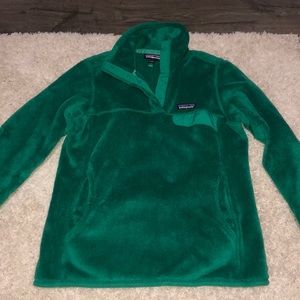 Patagonia green quarter button up